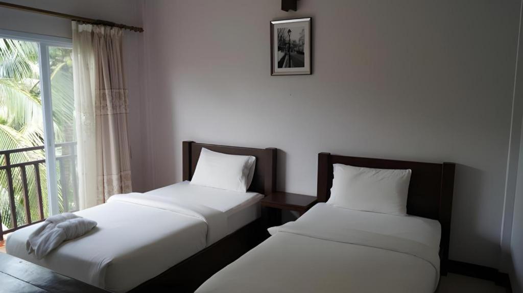 Phou Ang Kham 2 Hotel Vang Vieng Exterior foto